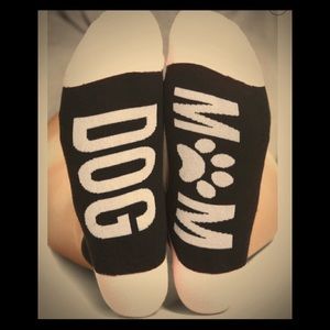 2 Pair SOCKART Fur Mama Dog Mom socks NWT